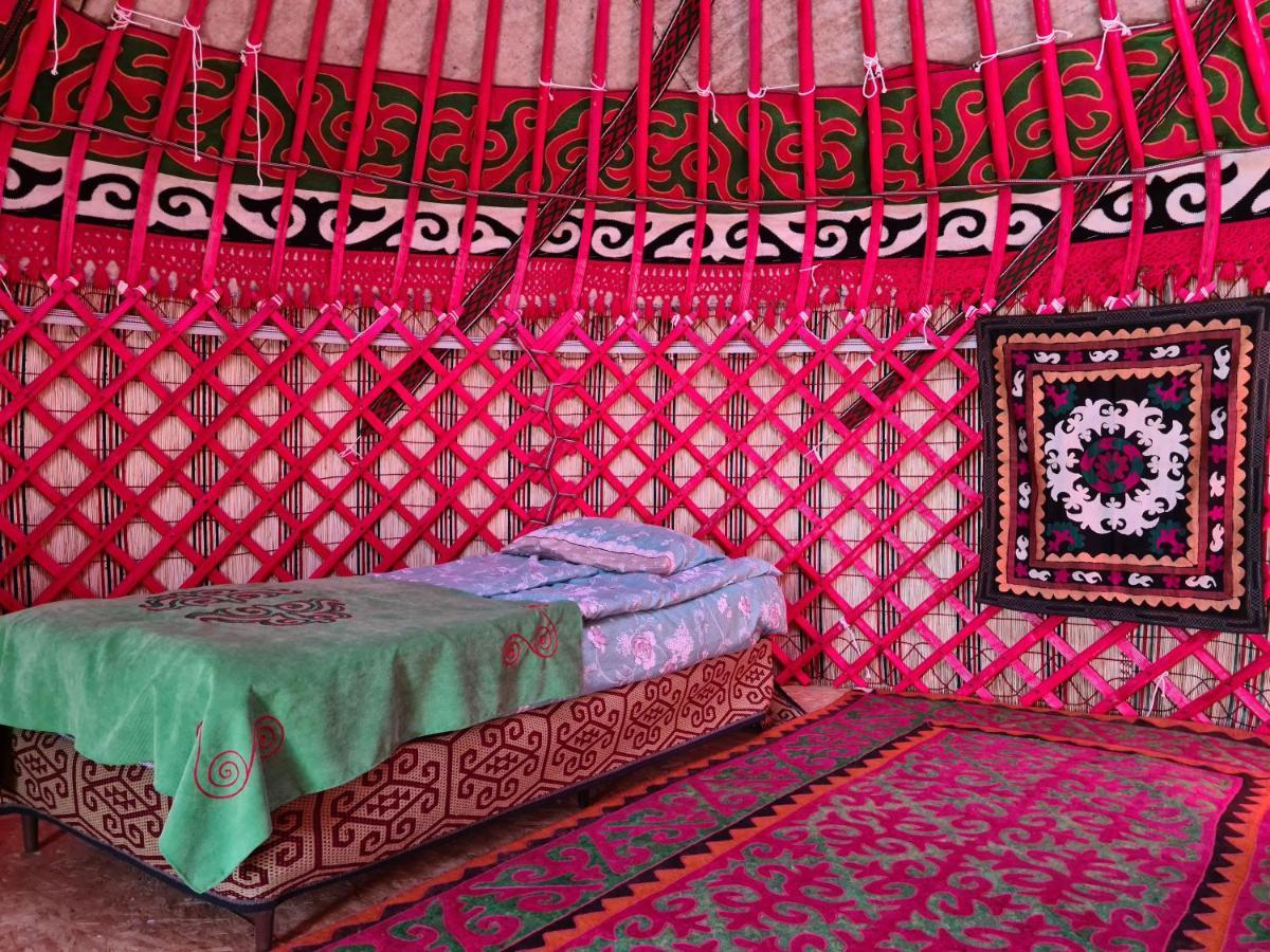 Feel Nomad Yurt Camp Hotel Ak-Say Luaran gambar
